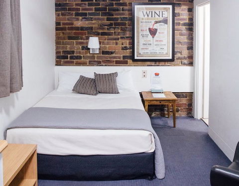Hornsby Inn - Australia Accommodation 0