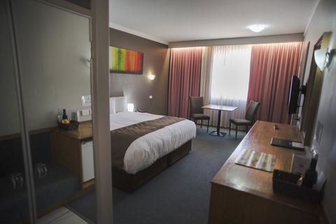 Hospitality Kalgoorlie, SureStay By Best Western - Australia Accommodation 2
