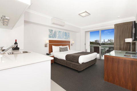 Hotel Chino - Australia Accommodation 0