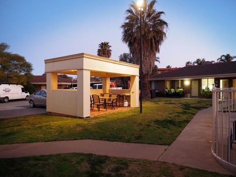 Jacaranda Holiday Units - Australia Accommodation 2