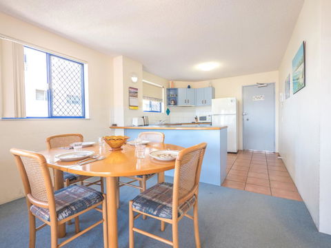 Jade Waters U4/ Latona Ave - Australia Accommodation 2
