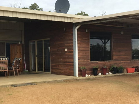 Jarrah Glen Cabins - Australia Accommodation 1