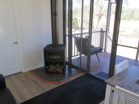 Just Red Wines Cabins - Australia Accommodation 3