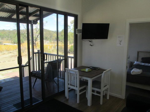 Just Red Wines Cabins - Australia Accommodation 1