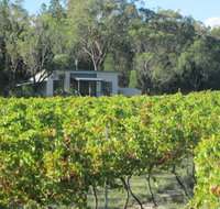 Just Red Wines Cabins - Australia Accommodation