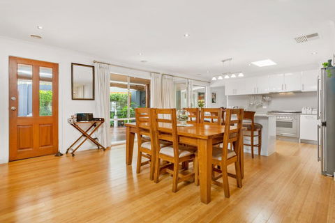 KARINYA - MORNINGTON - Australia Accommodation 2