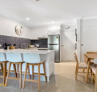 Karinya at Little Beach - Downstairs - Australia Accommodation