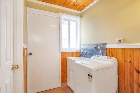 Kellraine Holiday Units - Australia Accommodation 1