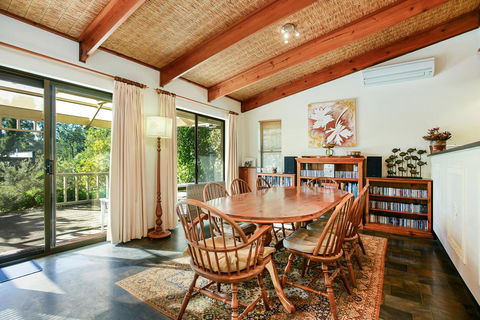 Kestrel Lodge Port Willunga - Australia Accommodation 3