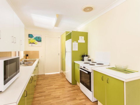 Kick Back On Karlowan - Australia Accommodation 3