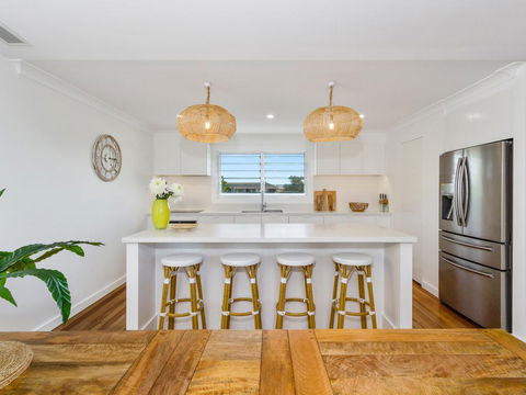 KINGY BEACH HOUSE @ 162 - Australia Accommodation 3