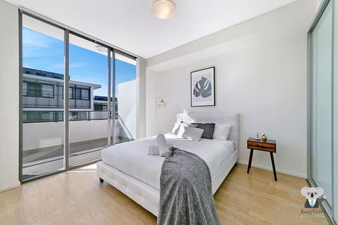 KOZYGURU NORTH RYDE MACQUARIE PARK 2 BEDROOM APT + FREE PARKING NNR009 - Australia Accommodation 2