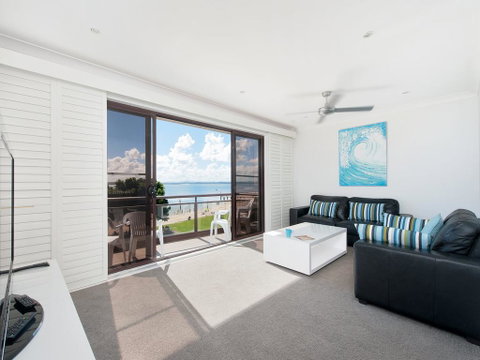 Kurrawa Close, Collendina, Unit 05, 19 - Australia Accommodation 3
