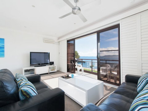 Kurrawa Close, Collendina, Unit 05, 19 - Australia Accommodation 1