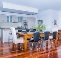 Lahinch Mews - Family Bookings Only - Australia Accommodation