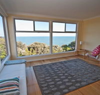 Lake Tyres Beach House - Australia Accommodation