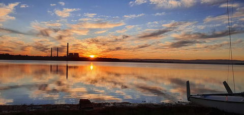 LAKEFRONT And SUNSET HAVEN - Australia Accommodation 2
