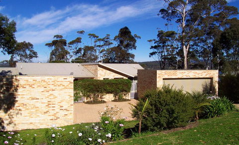 LAKESIDE2 - Australia Accommodation 0