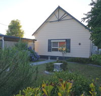 Large 6-Bedroom House with Wifi  Netflix Close to Singleton CBD Hunter Valley - Australia Accommodation