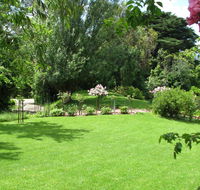 Leafield Cottages - Australia Accommodation