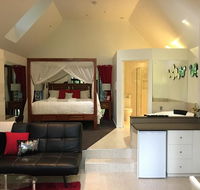 Linger a While Chalet - Australia Accommodation