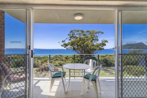 Luskin Lodge, Unit 10/29 Weatherly Close - Australia Accommodation 1