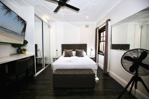Lux & Quiet Apartment In, Potts Point - Australia Accommodation 1
