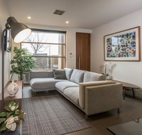 LUXE - Park views Wine Wifi Netflix Garage PETS ok - Australia Accommodation