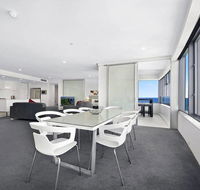 Luxury 3 Bedroom in heart of Surfers Paradise - Australia Accommodation