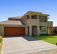 Luxury Coastal Escape - Australia Accommodation