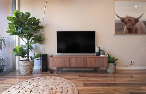 LUXURY Davcorp Executive Rentals - Free Wifi Wine Netflix And Parking In Brompton - Australia Accommodation 2