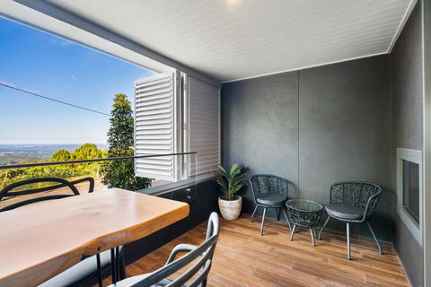 Luxury Hinterland Retreat - Family Suite With Hinterland And Ocean Views - Australia Accommodation 1