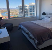Luxury Large One Bedroom Surfers Paradise - Australia Accommodation