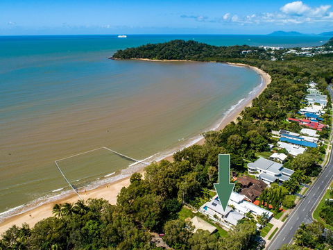 Luxury Living On The Beachfront - Australia Accommodation 1