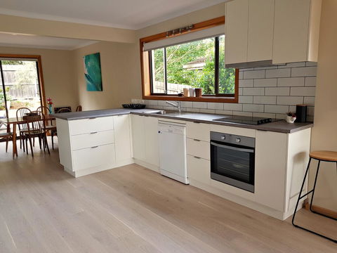 Lytton At Lonnie - Australia Accommodation 0
