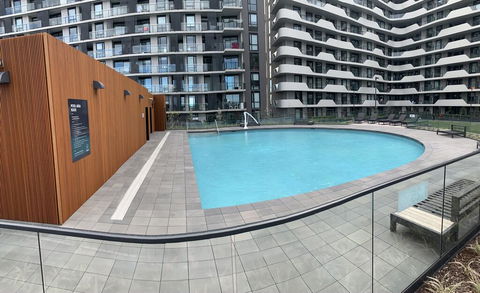 M-City 2 BR And 2 BA Apartment With Parking - Australia Accommodation 1