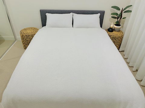 M-City 2 BR And 2 BA Apartment With Parking - Australia Accommodation 2