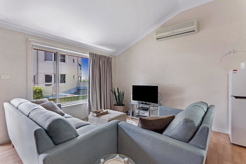 Macadamia Court 6 - Nelson Bay - Australia Accommodation 1
