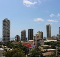 Main Beach Apartment at The Meriton - Australia Accommodation