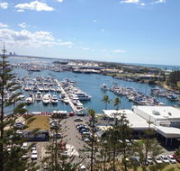 Main Beach Waterfront Apartment - Australia Accommodation