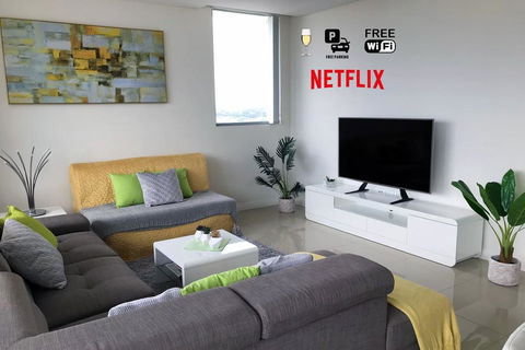Mascot - Sydney City Views - Australia Accommodation 0