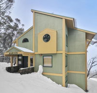 Mawson 2 - Australia Accommodation