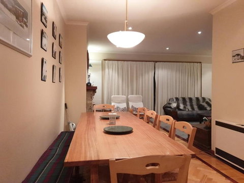 Mawson Unit 5 - Australia Accommodation 3