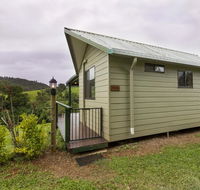 Mena Creek Flower House - Australia Accommodation