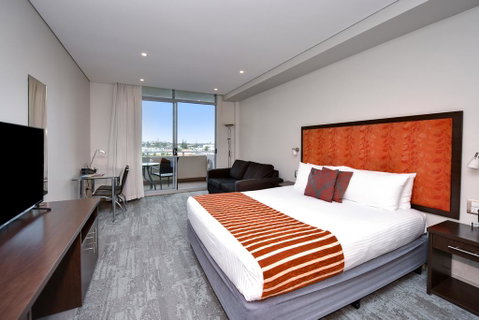 Mercure Centro Port Macquarie - Australia Accommodation 3