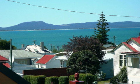 Meredith House - Australia Accommodation 0