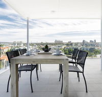 Minimalist Penthouse Condo with Skyline Vistas - Australia Accommodation