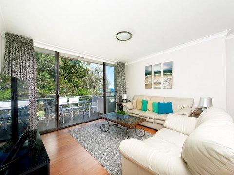 Mistral Close, Mistral Court, Unit 16, 17 - Australia Accommodation 2