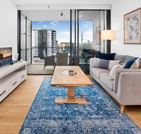 Modern 1-Bed Apartment With Balcony and Leisure Area - Australia Accommodation