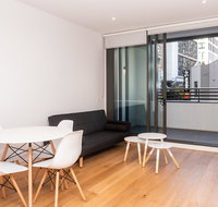 Modern Apartment in Sydney's CBD - Australia Accommodation